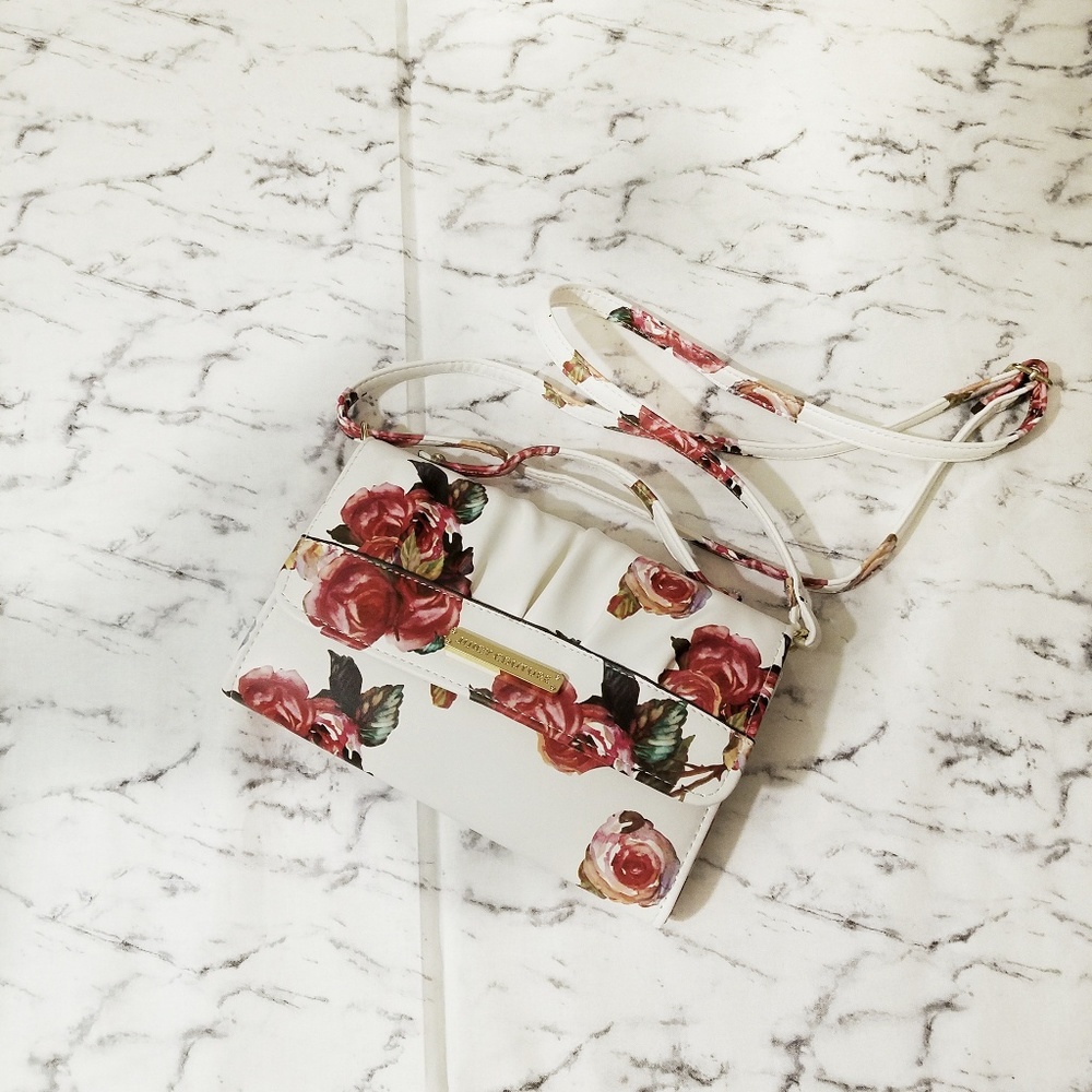 Sale! 🔥🔥Jucy couture bag